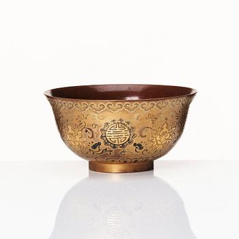 A gilded lacquered bowl, Qing dynasty, Yongzheng/ Qianlong, 18th Century.