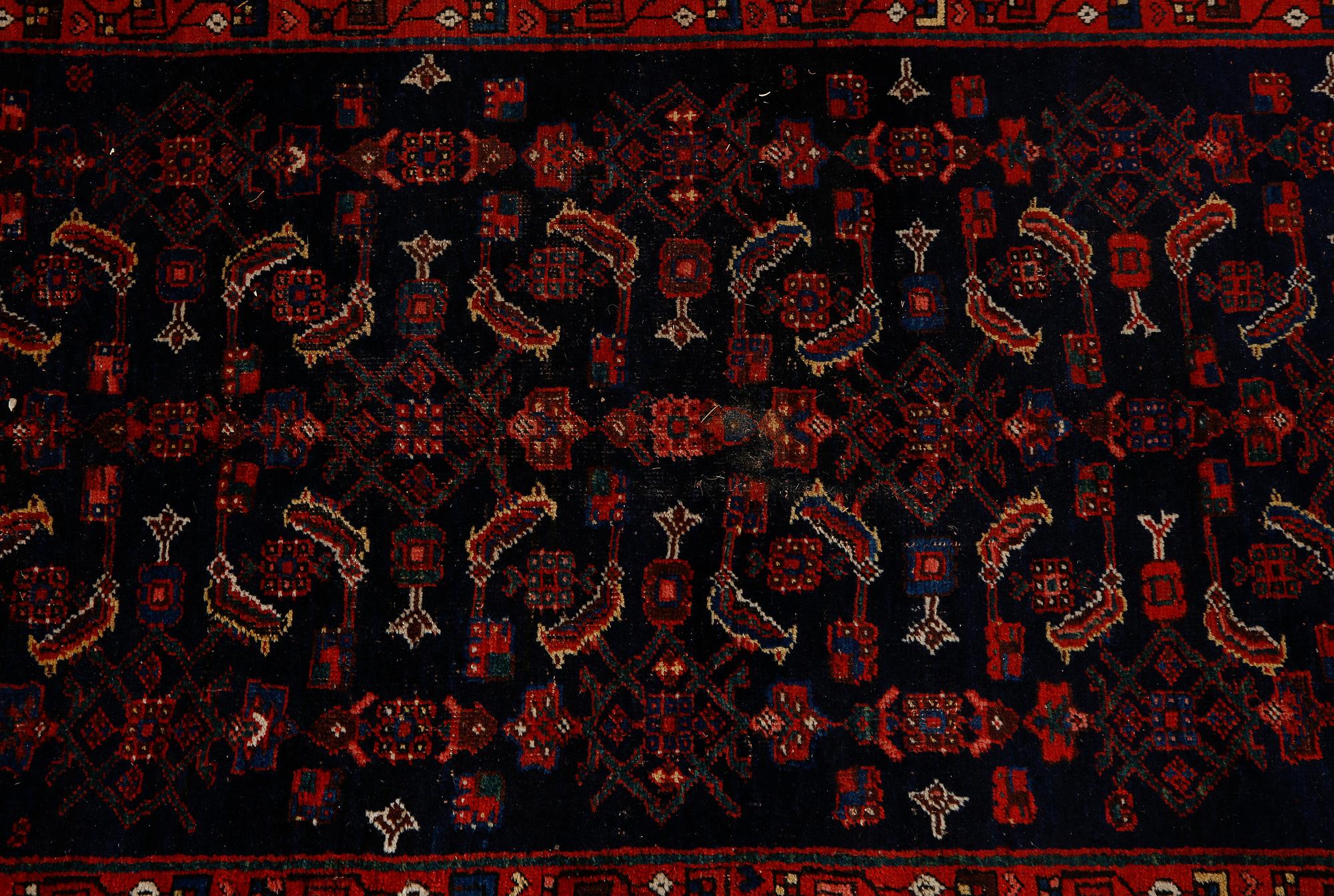 MATTA, orientalisk, modern tillverkning, ca 280 x 147 cm.