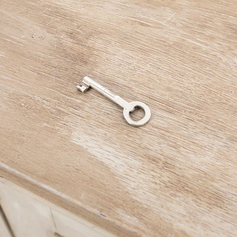 Sideboard, Gustavian style, 20th century.