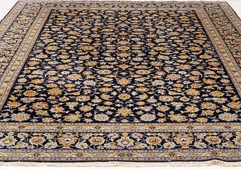 A Keshan carpet, approx. 405 x 300 cm.