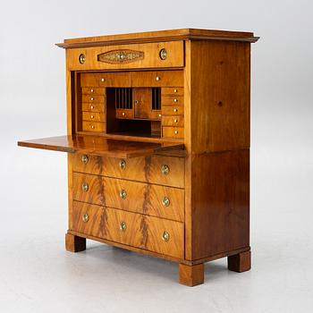 Chiffonier, empire, utförd av Daniel Sehfbom (mästare i Stockholm 1800-1837).