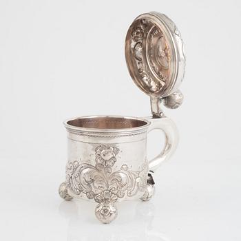 Dryckeskanna, silver, barockstil, CG Hallberg, Stockholm 1950.