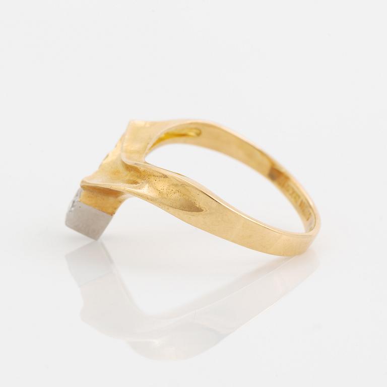 Björn Weckström, An 18K gold Lapponia ring DIamond promise" set with a round brilliant-cut diamond.