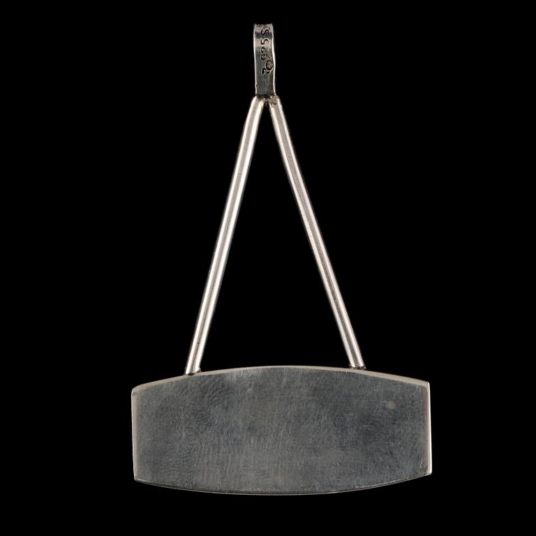 HÄNGE, sterlingsilver med pärlemor, importstämplat. Vikt 10 g.
