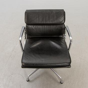 Charles & Ray Eames, office swivel chair, "EA 208 Soft Pad Chair", Vitra late part of the 20th century.