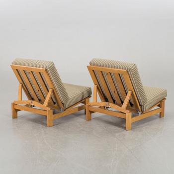 HANS J WEGNER, a pair of lounge chairs model no GE-420 for Getama, Denmark.