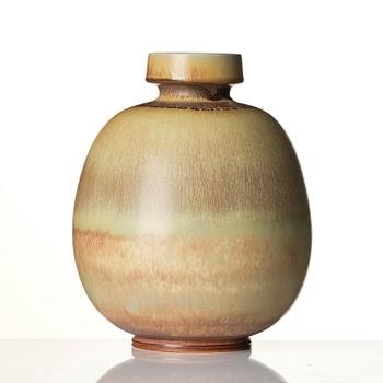 Berndt Friberg, a stoneware vase, Gustavsberg Studio, Sweden 1967.