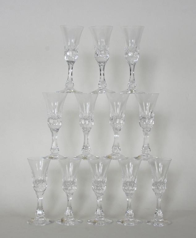 GLASSERVIS, 44 delar, Kosta.