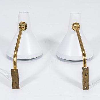 Lisa Johansson-Pape, a pair of mid-20th century '3086' wall lights for Stockmann Orno.