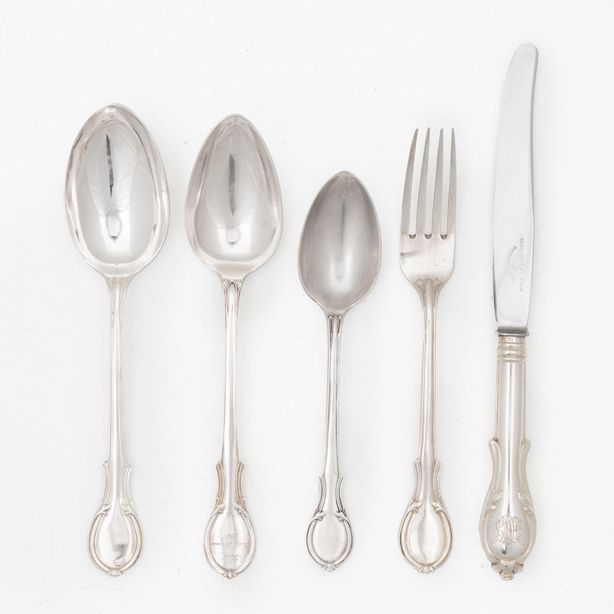 Gustaf Möllenborg, A silver cutlery, “Prins Fredrik”, Stockholm, including 1876 (24 pieces).