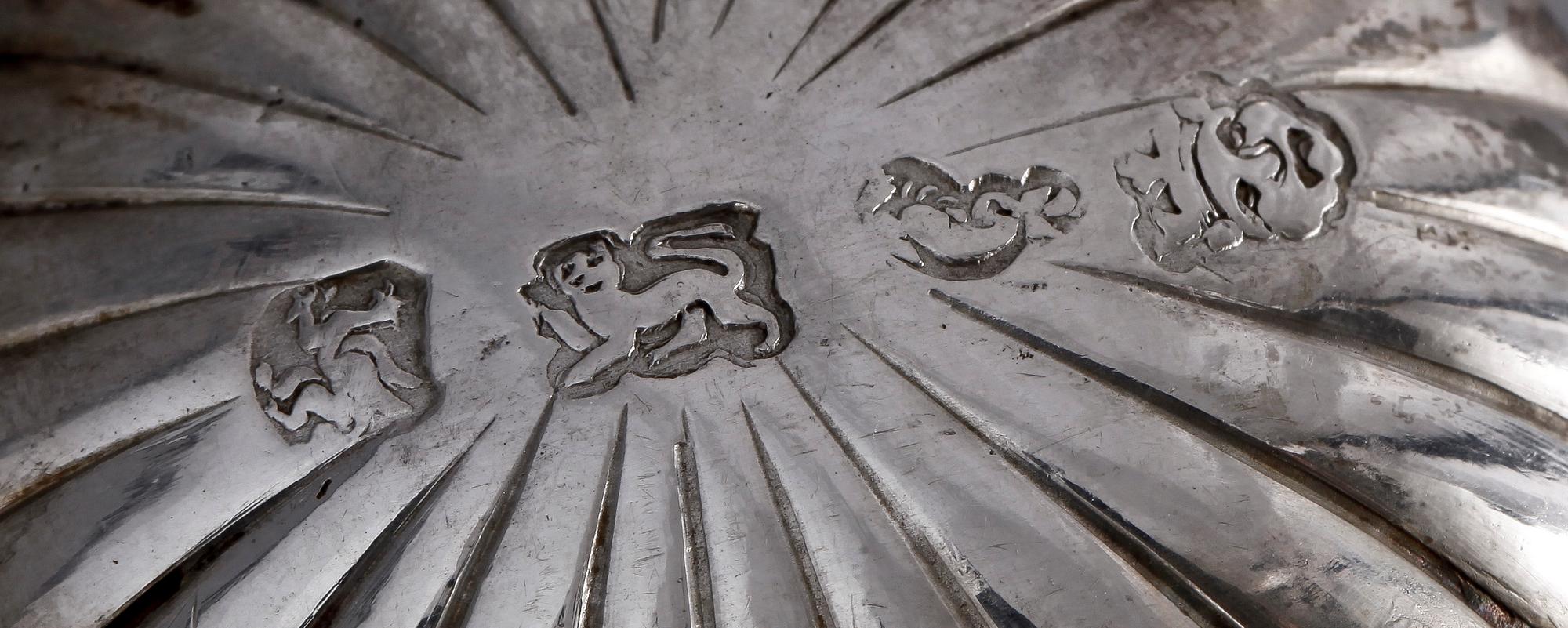 PARTI SILVER, 5 delar, vikt 409 g.