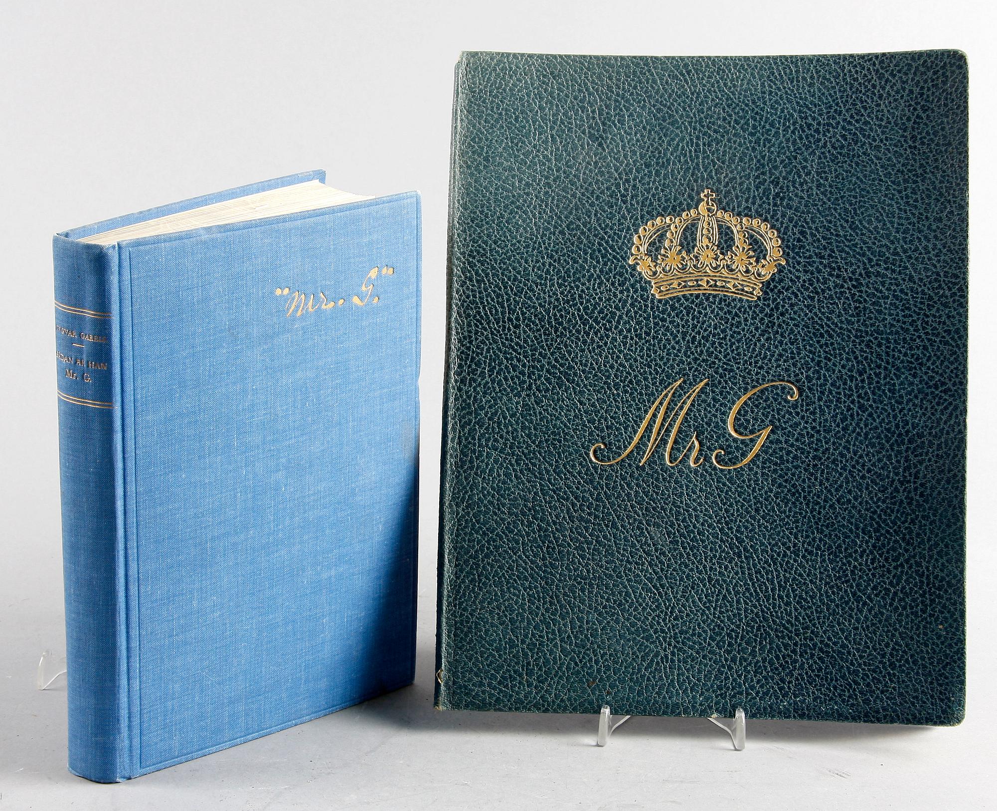 PARTI GUSTAV V, 4 delar, signerat porträtt, teckning och böcker 2 st.