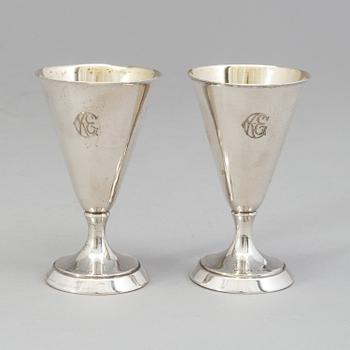 SNAPSGLAS, 12 st, silver, otydlig mästarstämpel, Stockholm, bland annat 1936, Vikt 175 gram.