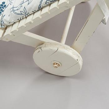 Aino Aalto, lepotuoli, malli 321, "Aurinko-sarja" Artek, 1960/70-luku.