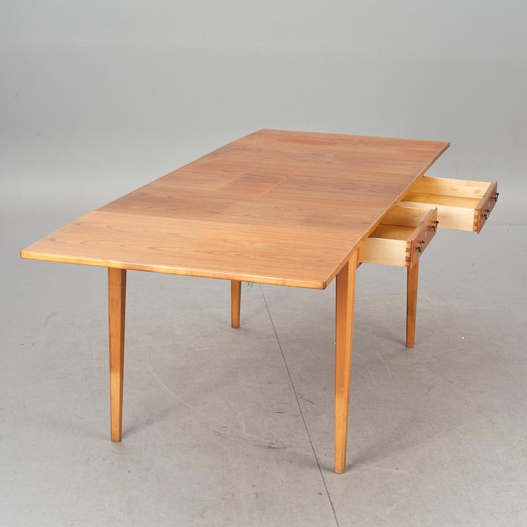 SKRIVBORD, Hugo Troeds, Bjärnum. 1950/60-tal.