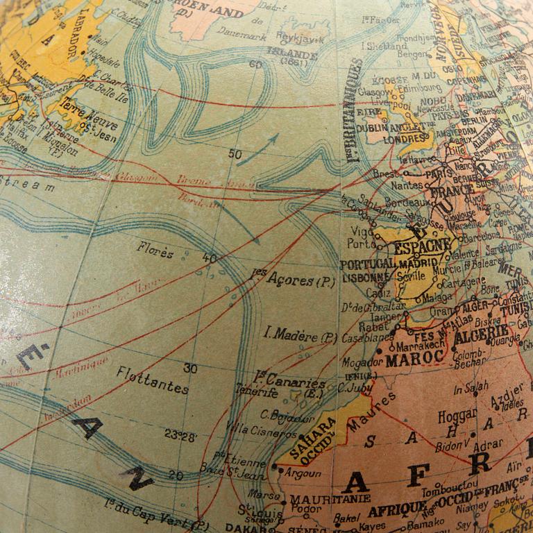 Jordglob, 2 st, och en Himmelsglob, 1900-tal.