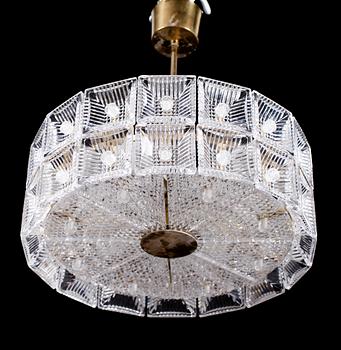 TAKLAMPA, Carl Fagerlund, Orrefors, 1900-talets andra hälft. Höjd 40 cm.