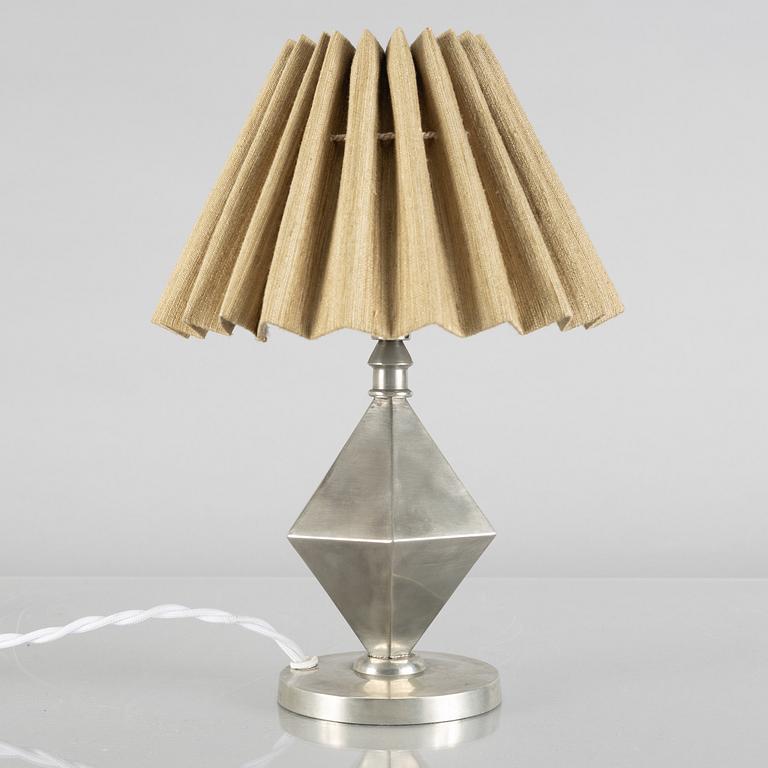 Guldsmedsaktiebolaget, a pewter table lamp, Sweden 1931.