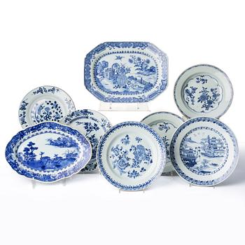 Parti, 8 delar, porslin. Qingdynastin, Qianlong (1736-95).