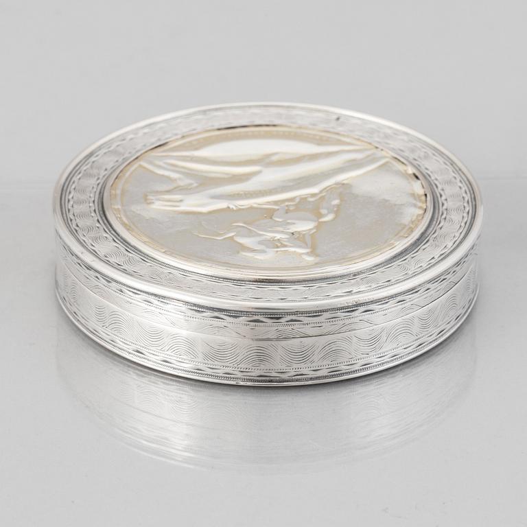 A Russian early 19th Century silver-box, mark of Vasili Popov (1816-1840), Moscow.