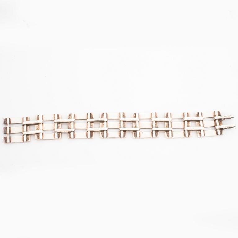 A Sigurd Persson silver bracelet.