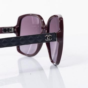 Chanel, Sunglasses.