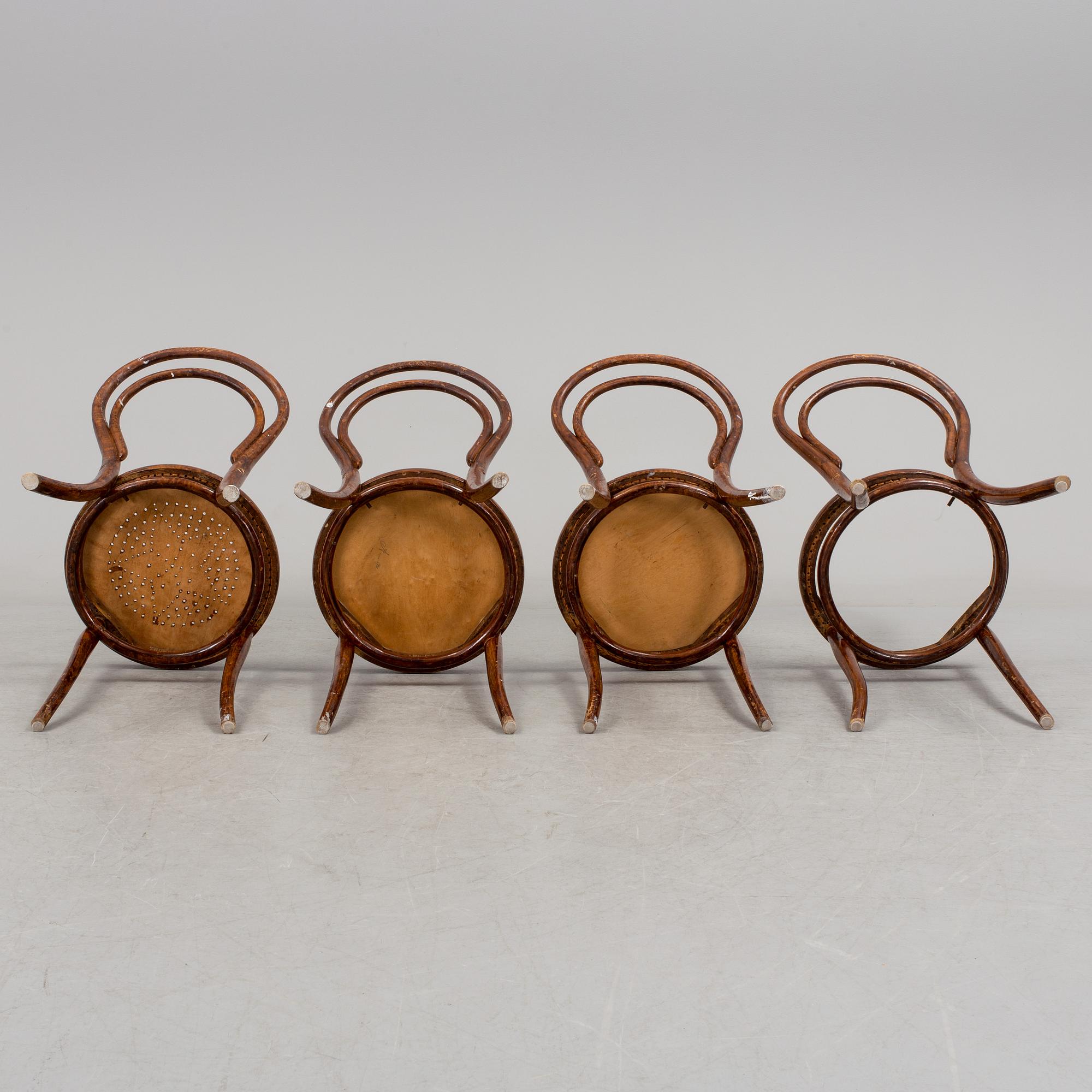 STOLAR, 3 st, märkta Thonet, 1900-talets början.