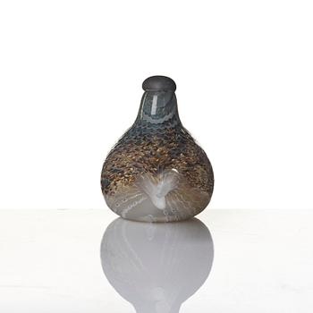 Oiva Toikka, a bird, 'Labbe', Nuutajärvi Notsjö, Finland.