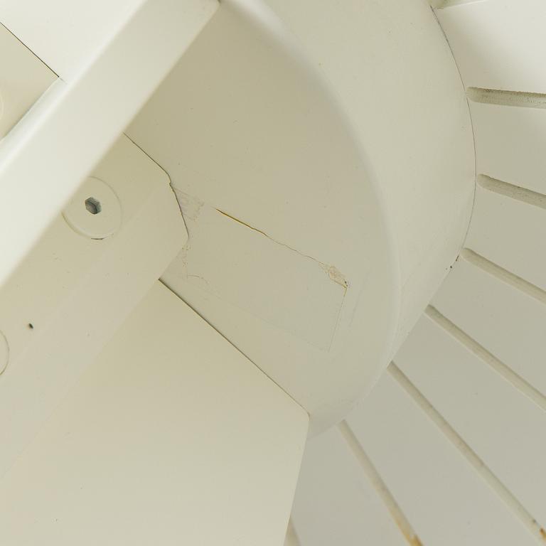 Alvar & Aino Aalto, trädgårdsmöblemang, 5 delar, "Aurinko"-serien, Artek 2000-tal.