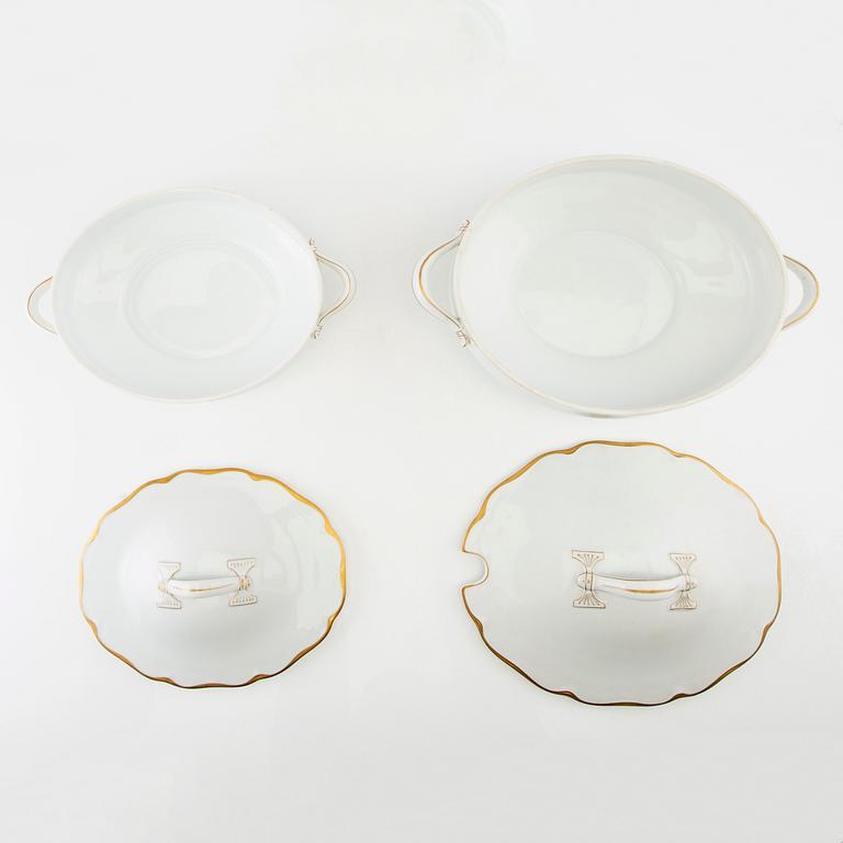 Service for 100 persons, Rosenthal, first half of the 20th century porcelain.