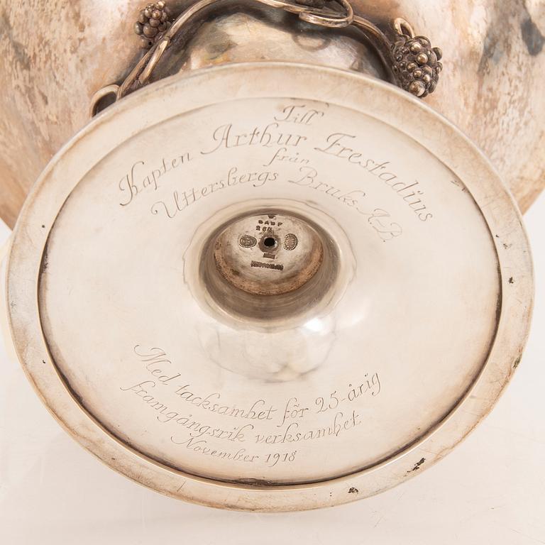 A Danish 20th century silver bowl on stand mark of G Jensen/Johan Rohde Copenhagen model no 264 weight 1044 grams.