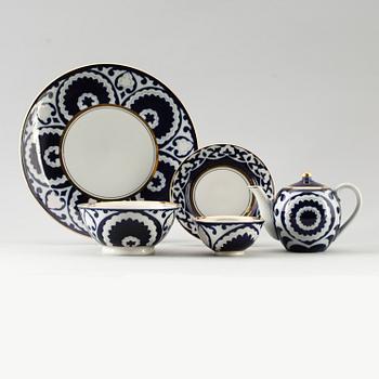 TESERVIS, 9 delar, porslin, Ryssland,1900-talets andra hälft.