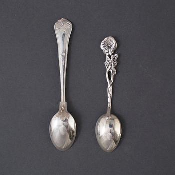 24 SILVER COFFEE SPOONS (12+12), second half of the 20th century. Weight ca 230 g.