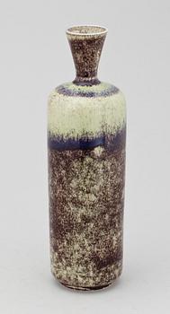 VAS, stengods, Sven Wejsfelt Gustavsberg. Sign o dat -87.