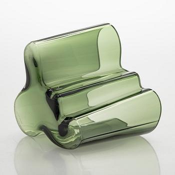 Alvar Aalto, a glass vase, signed  Alvar Aalto 5409/7000 1988.