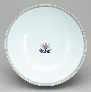 BÅLSKÅL, porslin, Kina, Qianlong (1736-95).