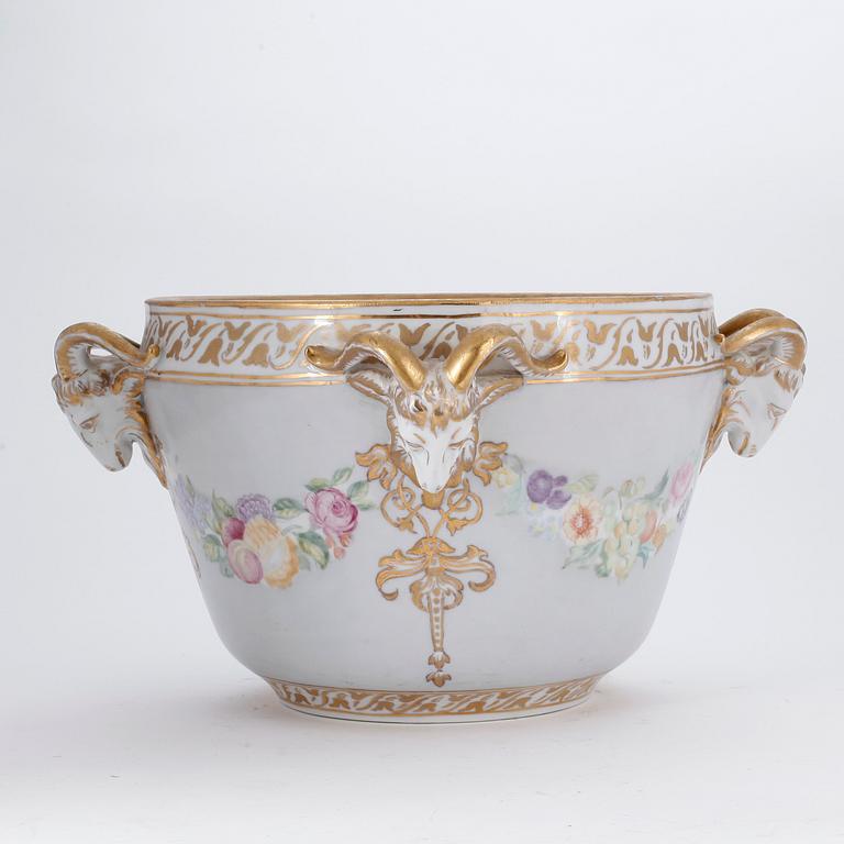YTTERFODER, porslin, 1900-tal.
