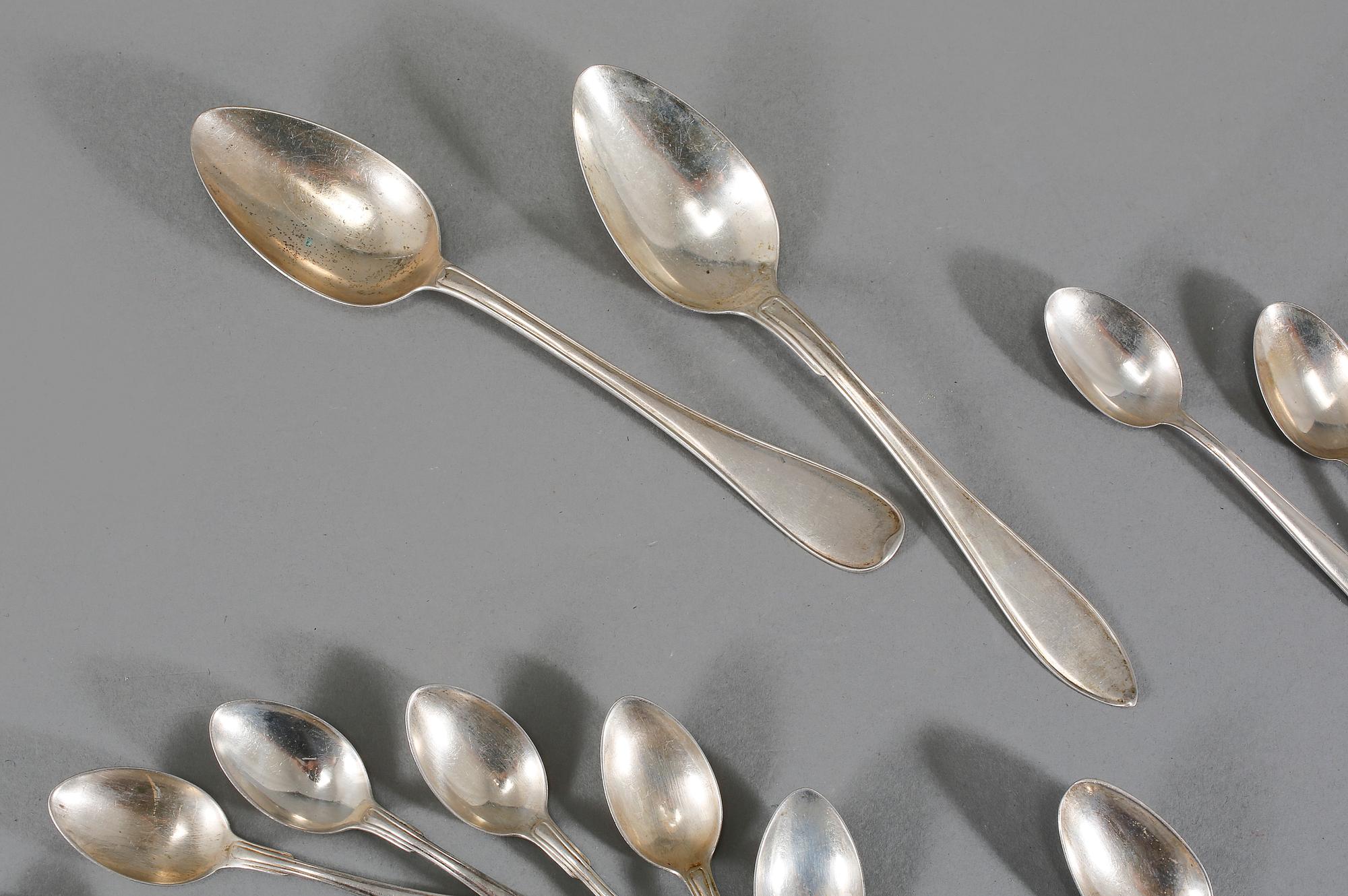 PARTI SILVER, 19 delar, bl a GAB, Stockholm, 1900-tal, vikt 319 gram.