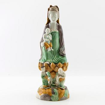 Guanyin glazed earthenware China Kangxi (1662-1722).