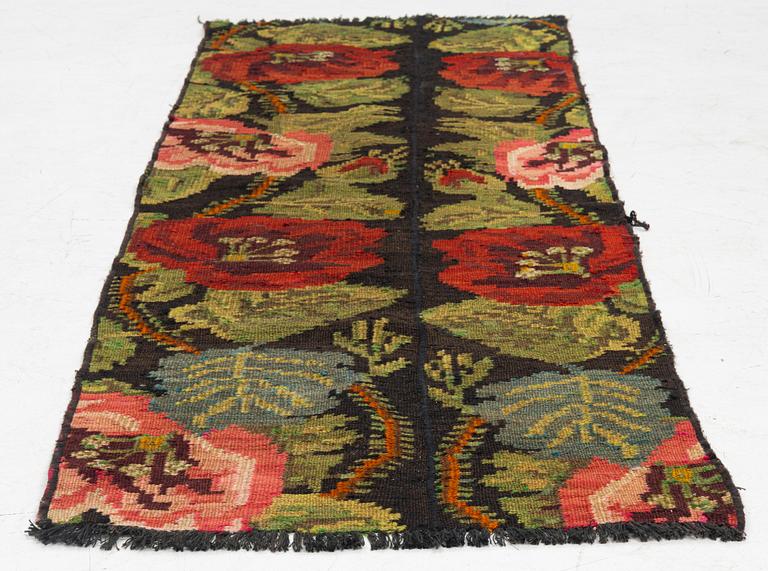 Carpet, Bessarabian kelim, so-called rose kilim, 180 x 62 cm.