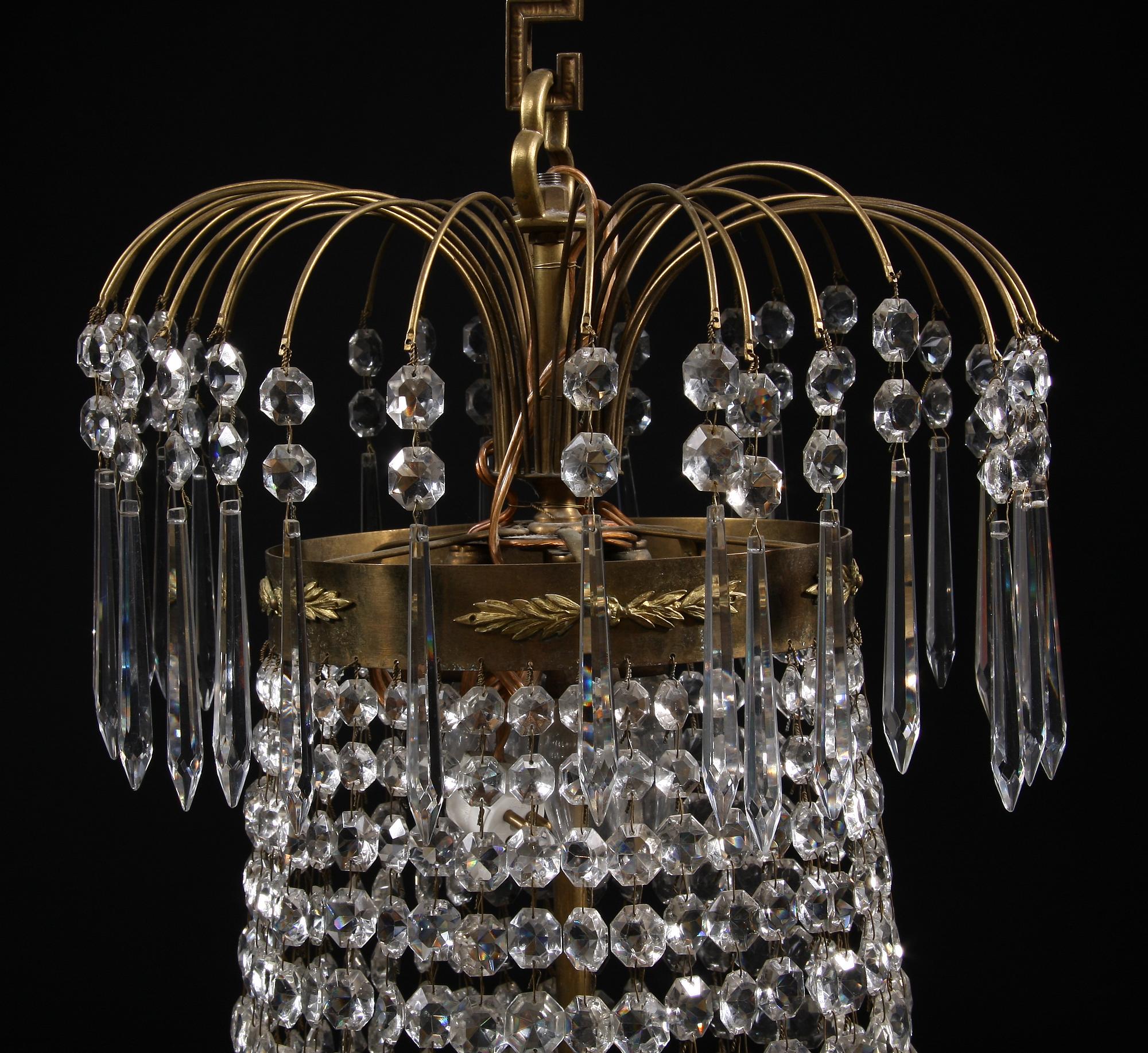 LJUSKRONA, empirestil, 1900-tal. H 130.