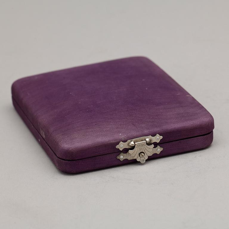 CIGARRETTETUI, sterlingsilver, K.Uyeda, Japan, 1900-tal. Vikt ca 157g.