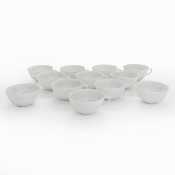 Friedl Holzer-Kjellberg, A set of 24-piece tea service, signed - F.H.Kj-. Arabia, Finland.