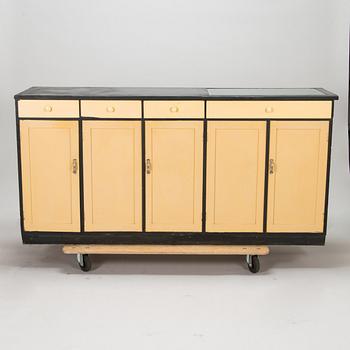 Apteekin tiski/ senkki, Sauvo, 1900-luvun aku.