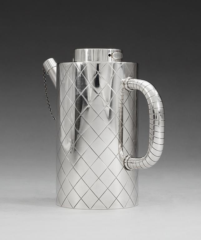 SIGVARD BERNADOTTE för Firma Georg Jensen, cocktailshaker, Köpenhamn 1933-44, sterling.