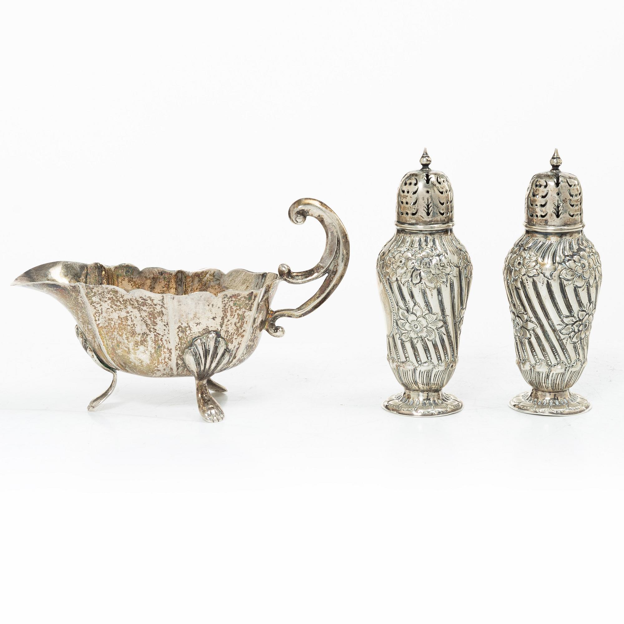 Table accessories, 5 pieces, silver.