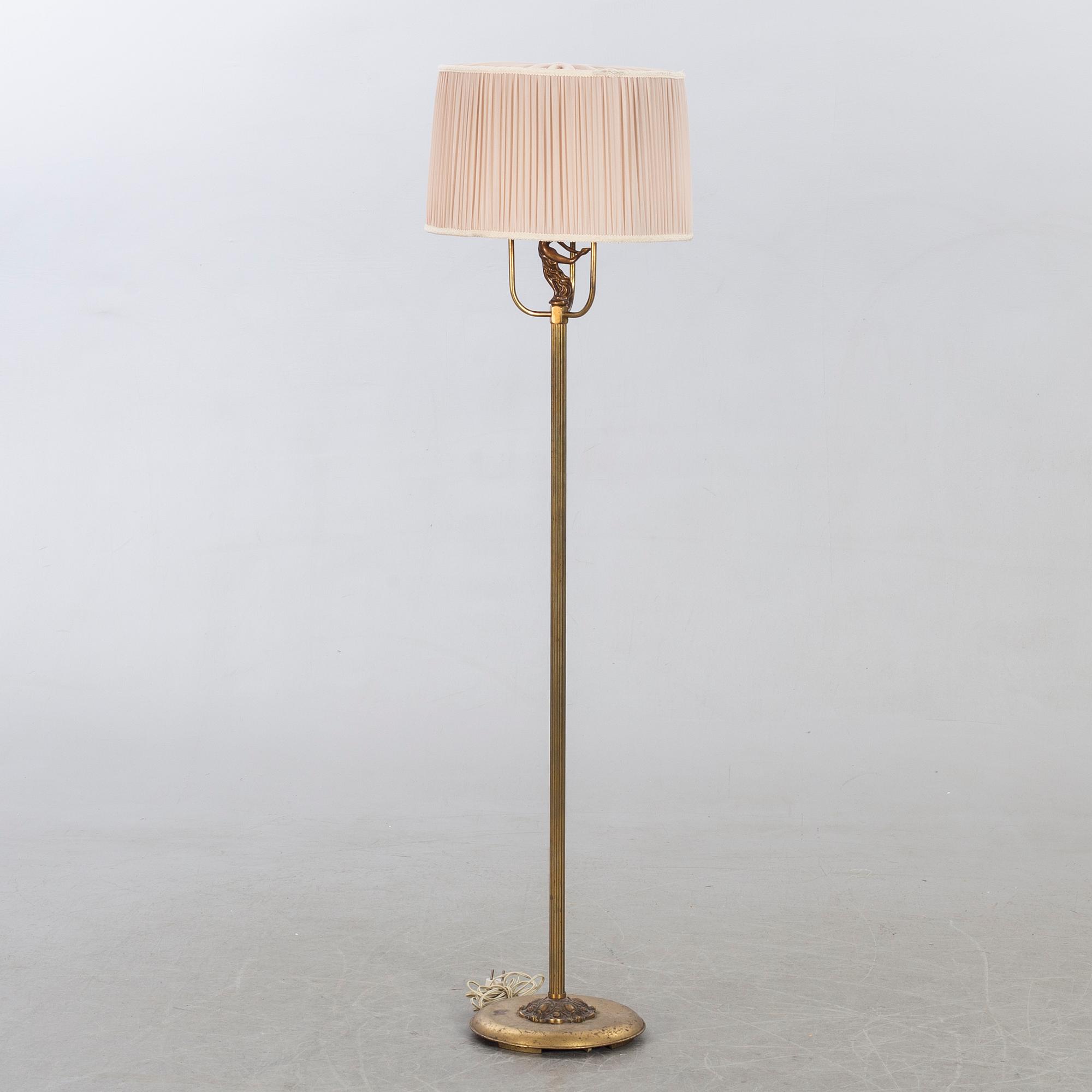 GOLVLAMPA, 1940-tal.