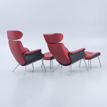 A pair of armchairs with footstool, "Timeout" by Conform, late 20th century.