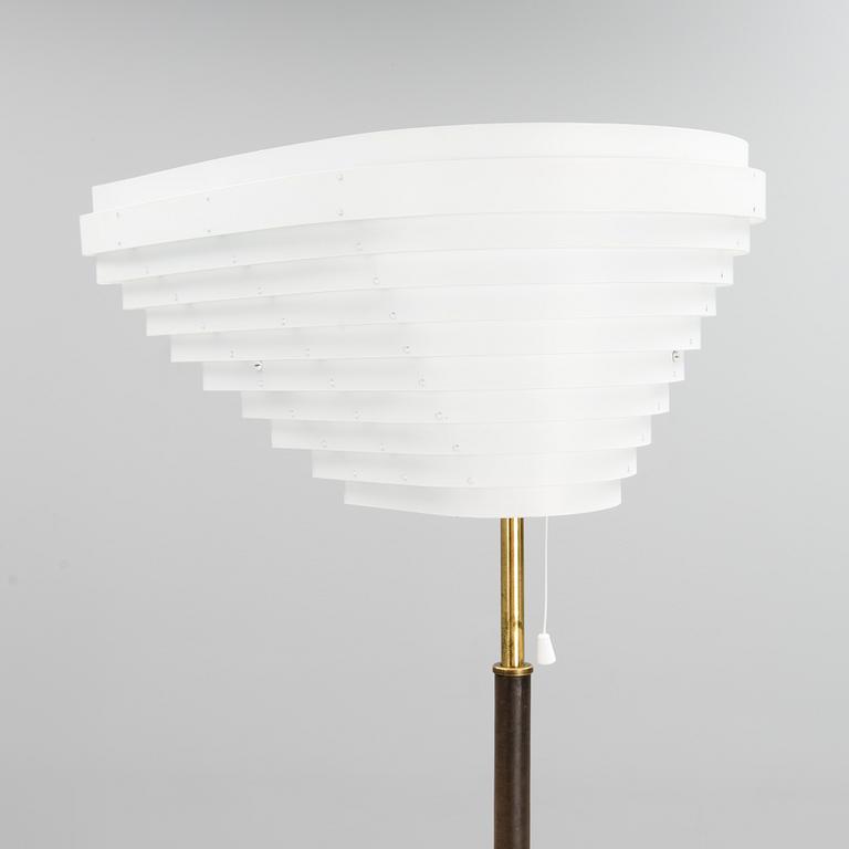 ALVAR AALTO, GOLVLAMPA, A 805 "Änglavinge". Valaistustyö.