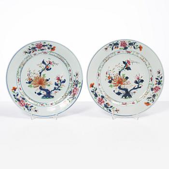 Four porcelain plates, Kina, Qianlong (1736-95).
